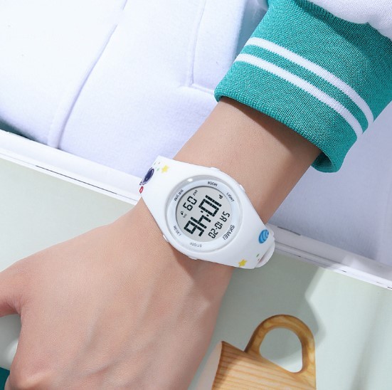 Sports Panda Buckle Electronic Womenu0027s Watches