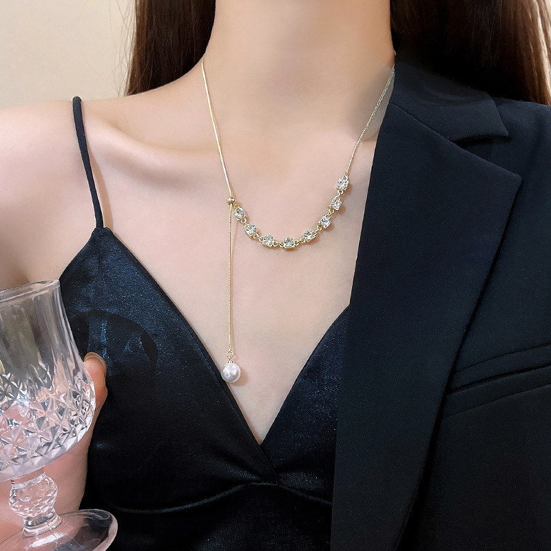 Fashion Square Copper Inlay Pearl Zircon Necklace 1 Piece
