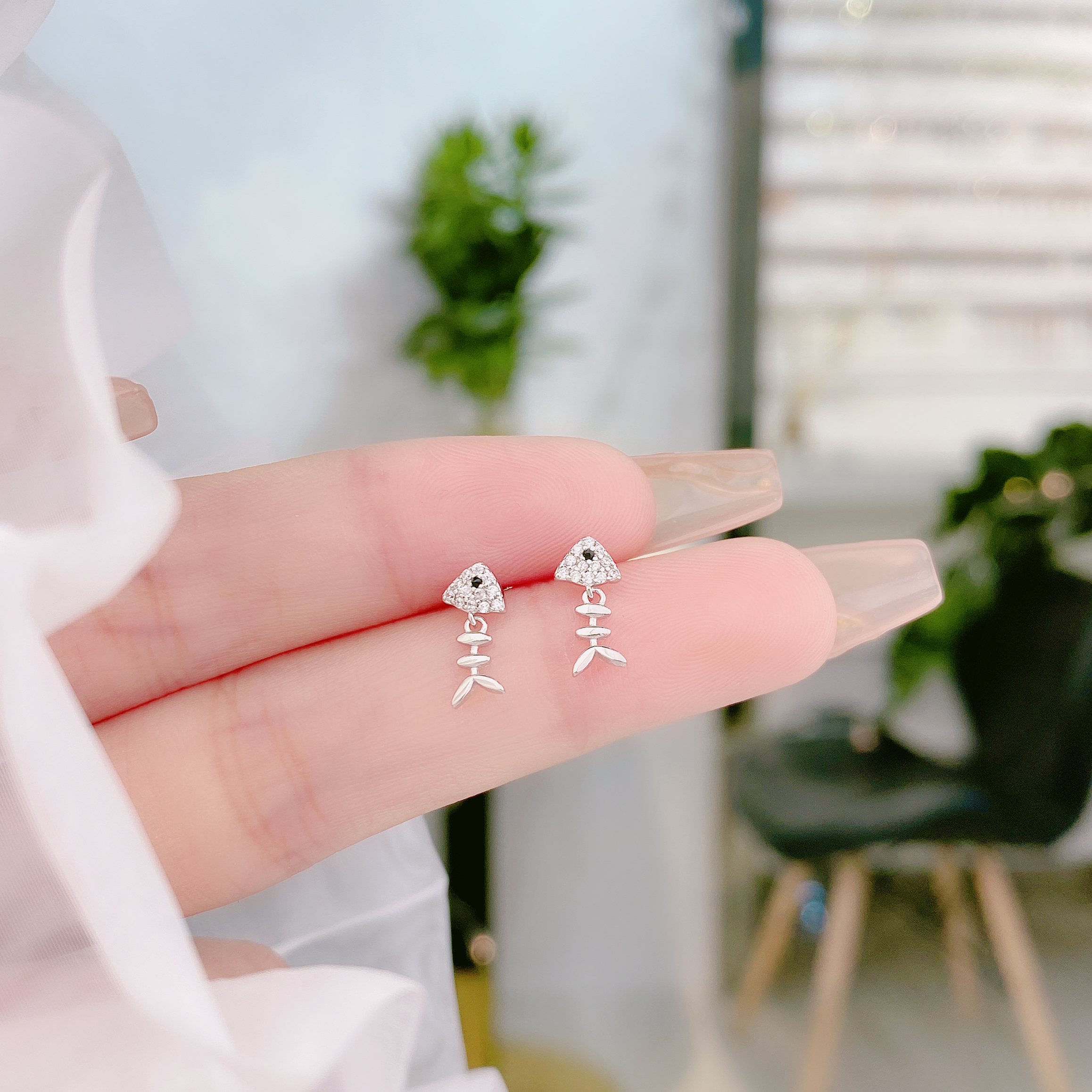 Simple Style Fish Bone Sterling Silver Inlay Zircon Earrings 1 Pair