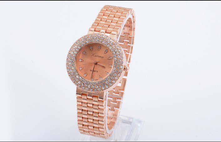 Elegant Letter Unilateral Hidden Hook Quartz Womenu0027s Watches