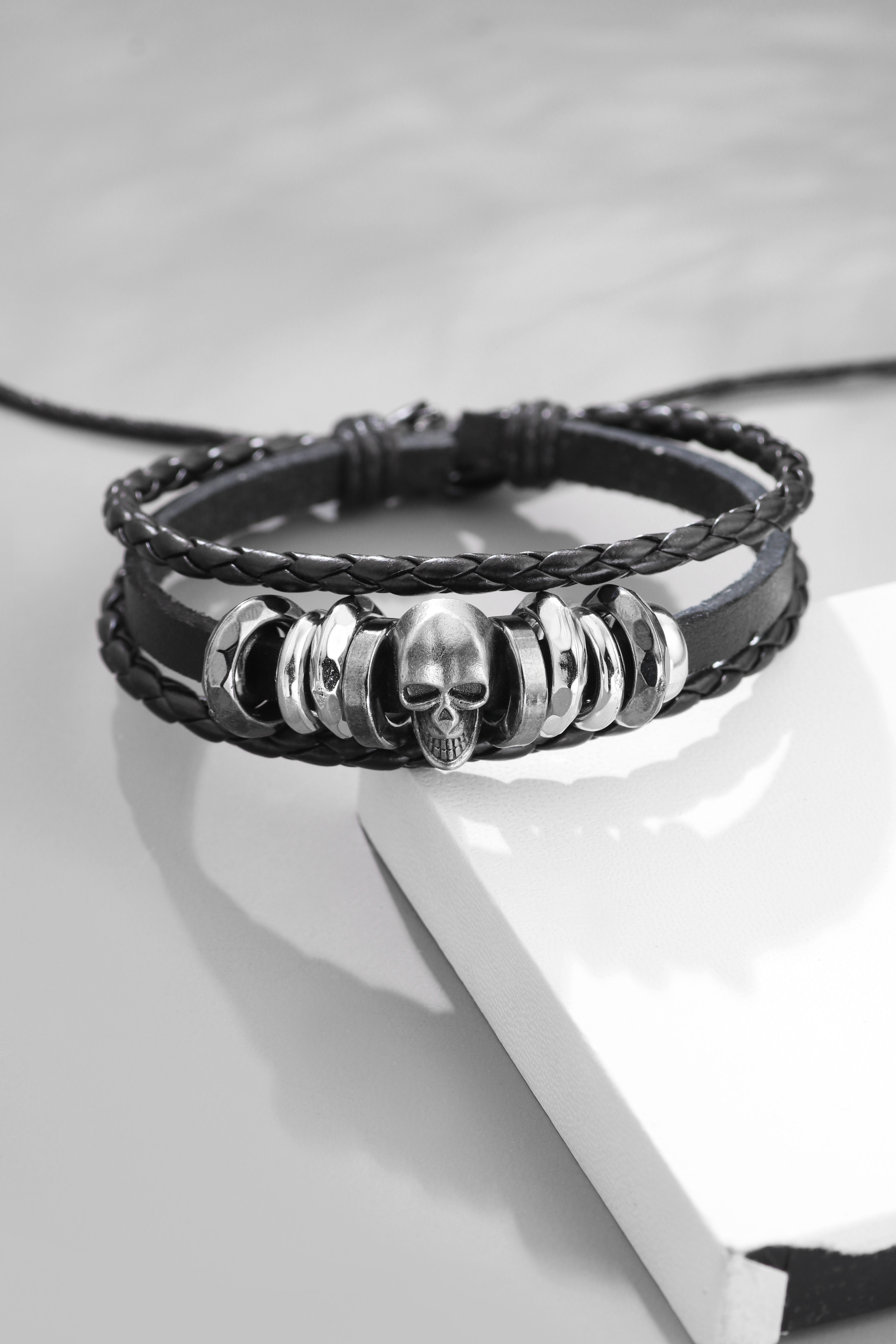 1 Piece Vintage Style Skull Alloy Knitting Menu0027S Bracelets