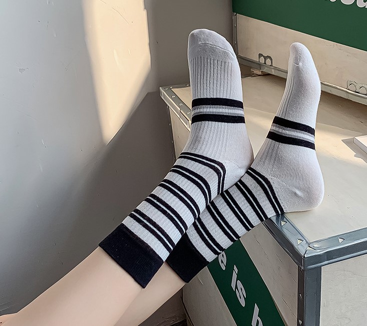 Womenu0027S Fashion Color Block Stripe Nylon Cotton Crew Socks A Pair