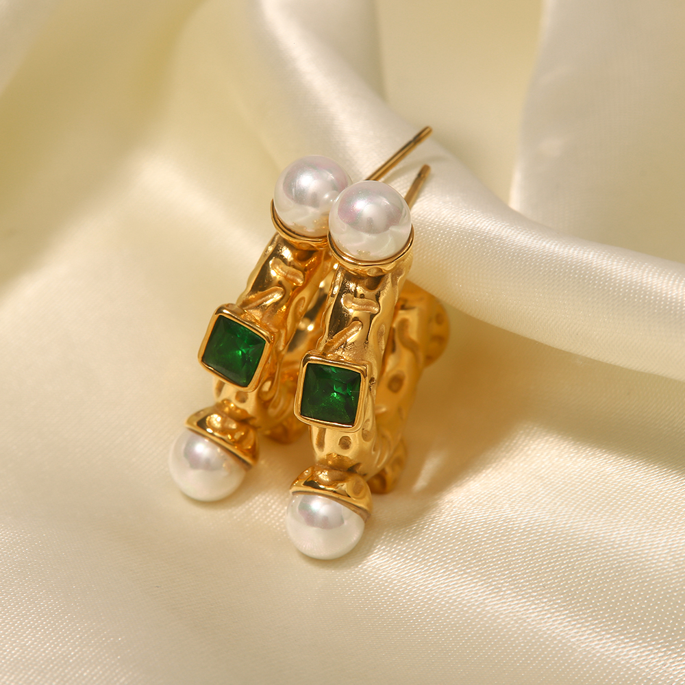 Simple Style C Shape Stainless Steel Plating Artificial Pearls Ear Studs 1 Pair