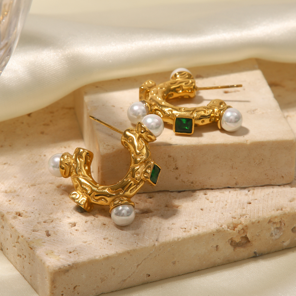 Simple Style C Shape Stainless Steel Plating Artificial Pearls Ear Studs 1 Pair