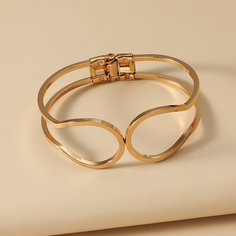 Fashion Simple Hollow Bracelet