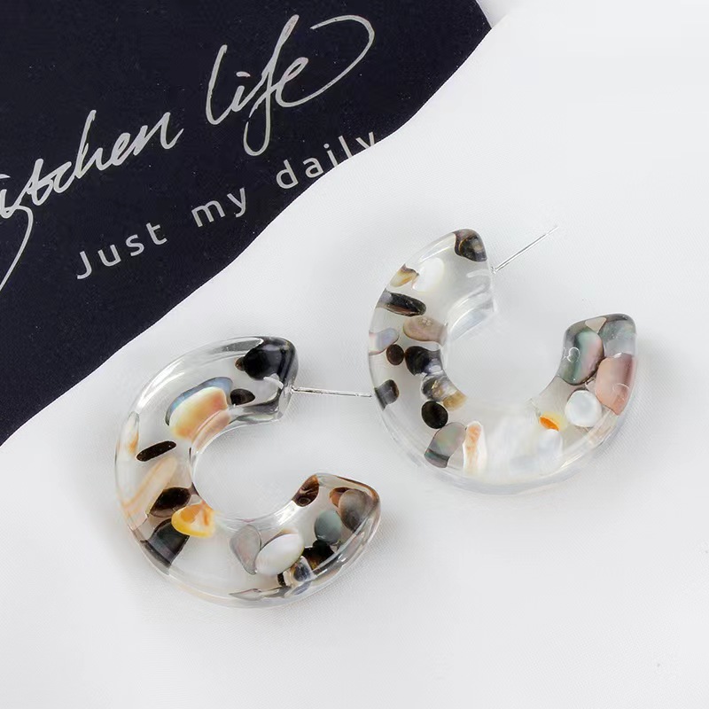 Japanese and Korean Ins Style Earrings Fairy Personality Simple Color Stone Shell Amber C- Shaped Ea