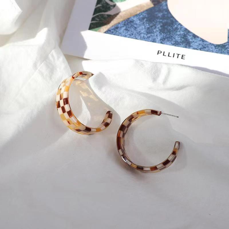 Simple Korean Style C- Shaped Grid Earrings Ins Style Classic Personalized Earrings