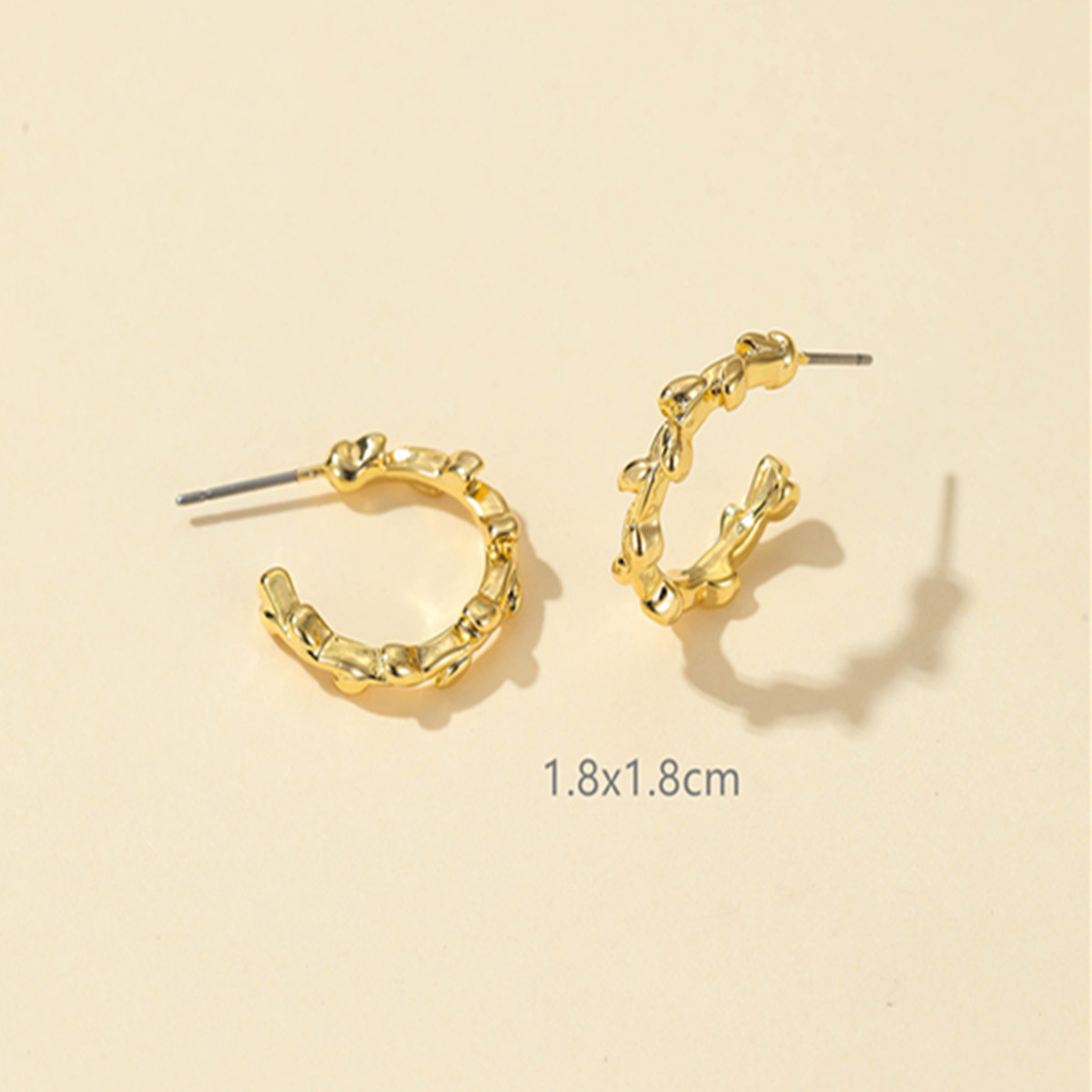 Fashion Gold-Plated Copper Womenu0027s Simple Olive Leaf Earrings