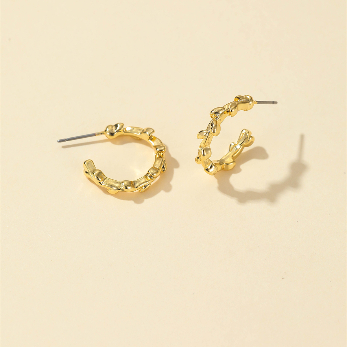 Fashion Gold-Plated Copper Womenu0027s Simple Olive Leaf Earrings