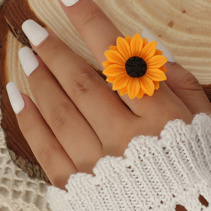 Fashion Cute Yellow Black Sunflower Resin Ring