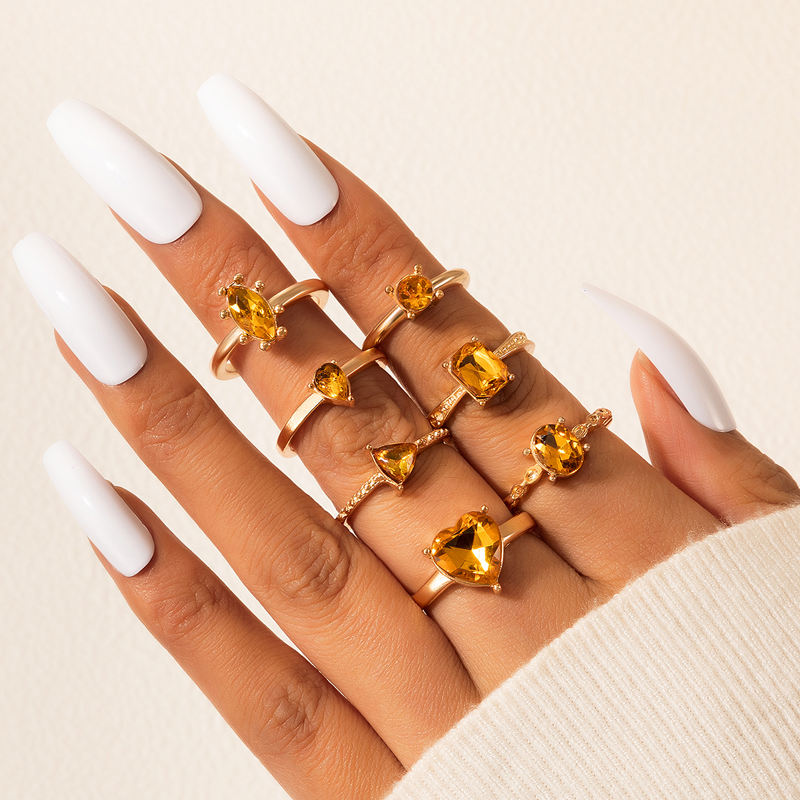 Ornament Diamond Alloy Seven-Piece Yellow Imitation Geometric Irregular Ring Set