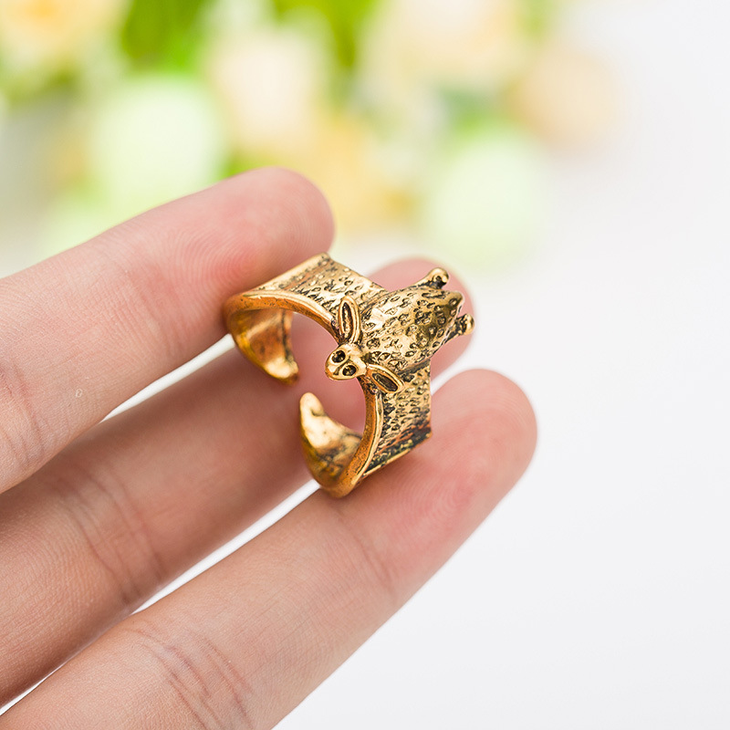 retro style bat shape alloy open adjustable ring