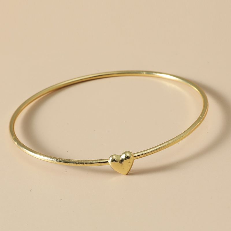 Cute simple style Heart Shape golden alloy Bracelet