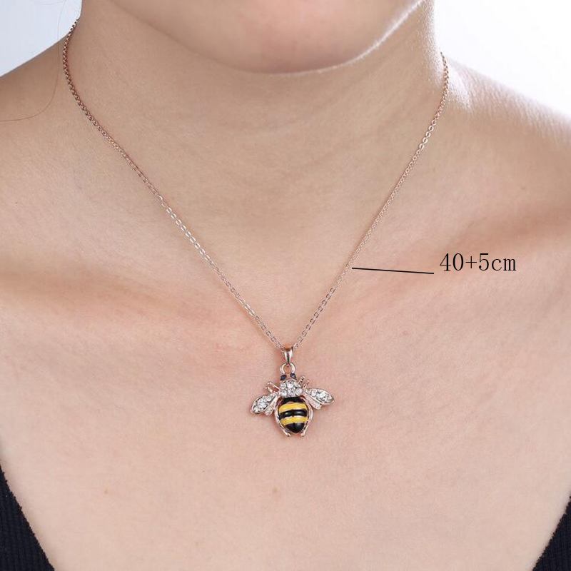 Fashion inlaid Rhinestone Dripping oil Bee pendant Necklace