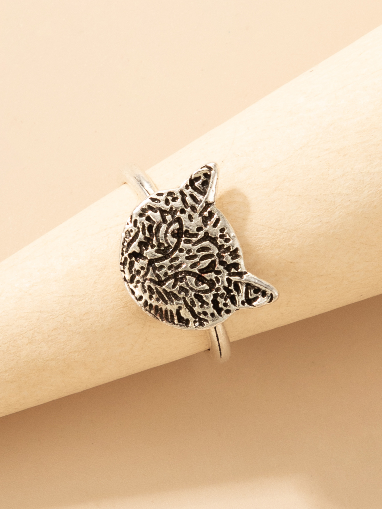 Europe and America Cross Border Personality Trend New Single Ring Leopard Geometric Retro Silver Bos