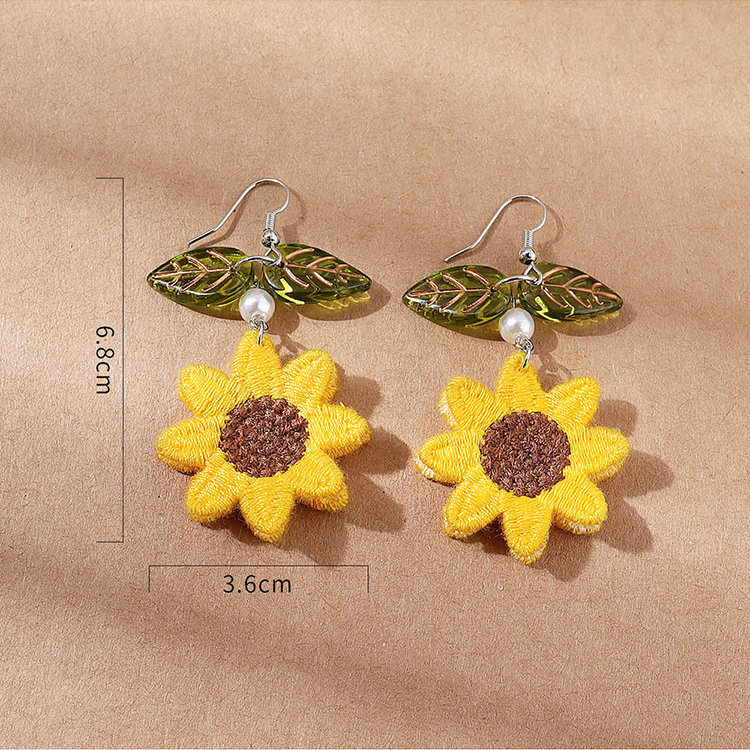 Fashion Creative Fresh Sunflower Pearl Resin Earrings