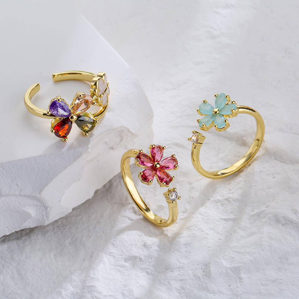 Fashion Cute 18K Gold Plated Flower-Shaped Zircon Inlaid Open Ring Female