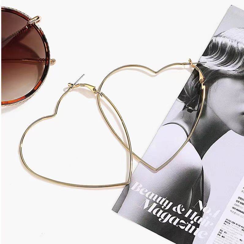 Fashion Womenu0027s Simple Geometric Heart Shaped Alloy Earrings