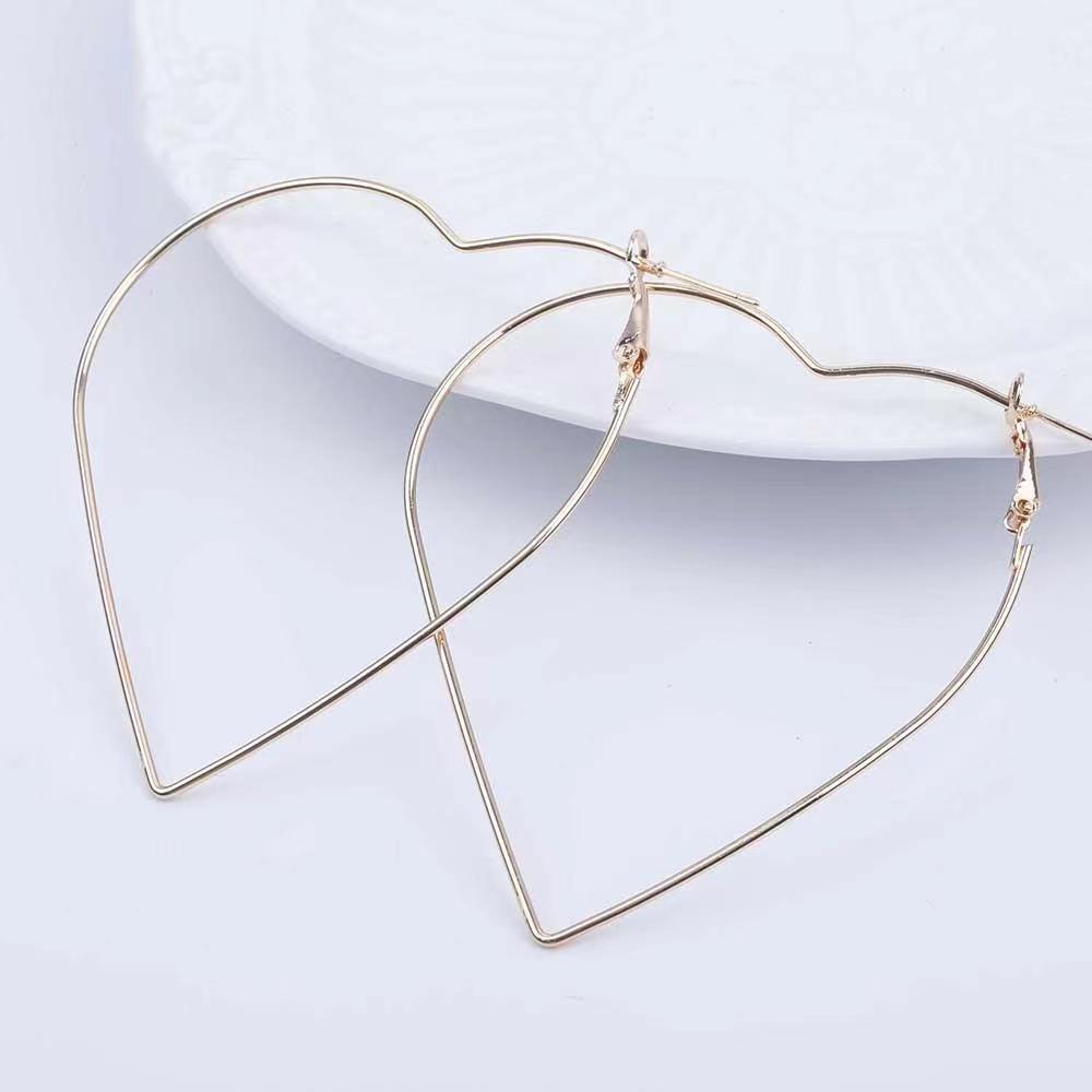 Fashion Womenu0027s Simple Geometric Heart Shaped Alloy Earrings