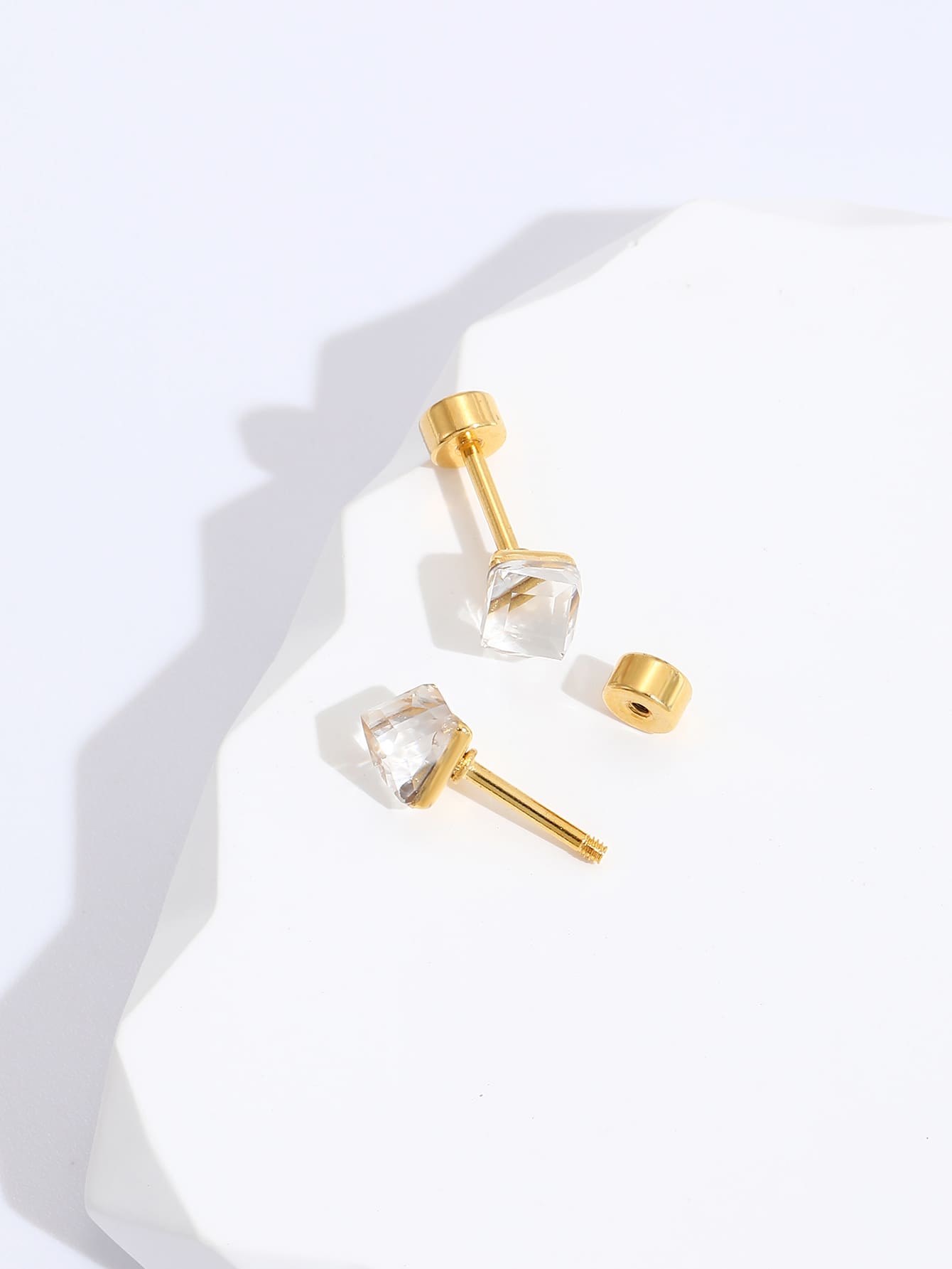 Fashion Simple Stainless Steel Electroplated 18K Gold Zircon Stud Earrings