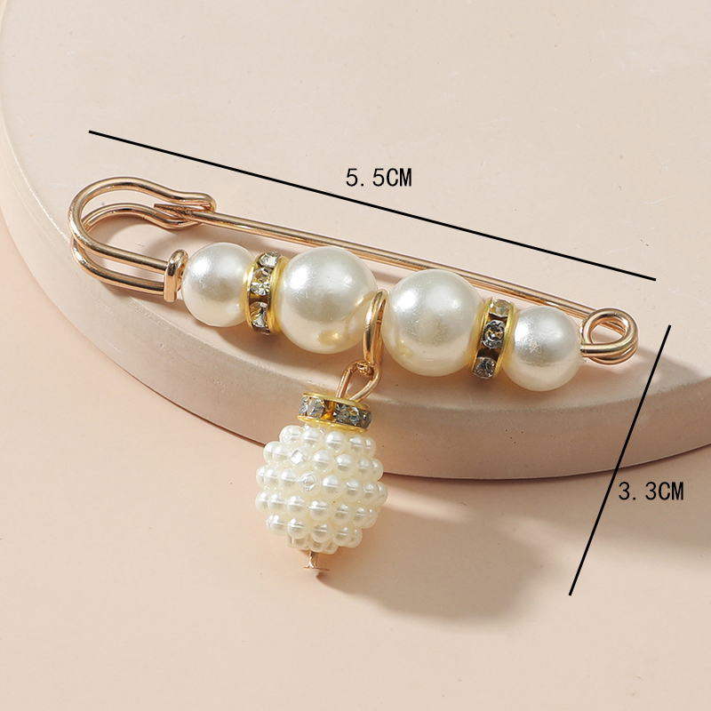 Fashion Wardrobe Malfunction Avoiding Pin Pearl Pendant Brooch