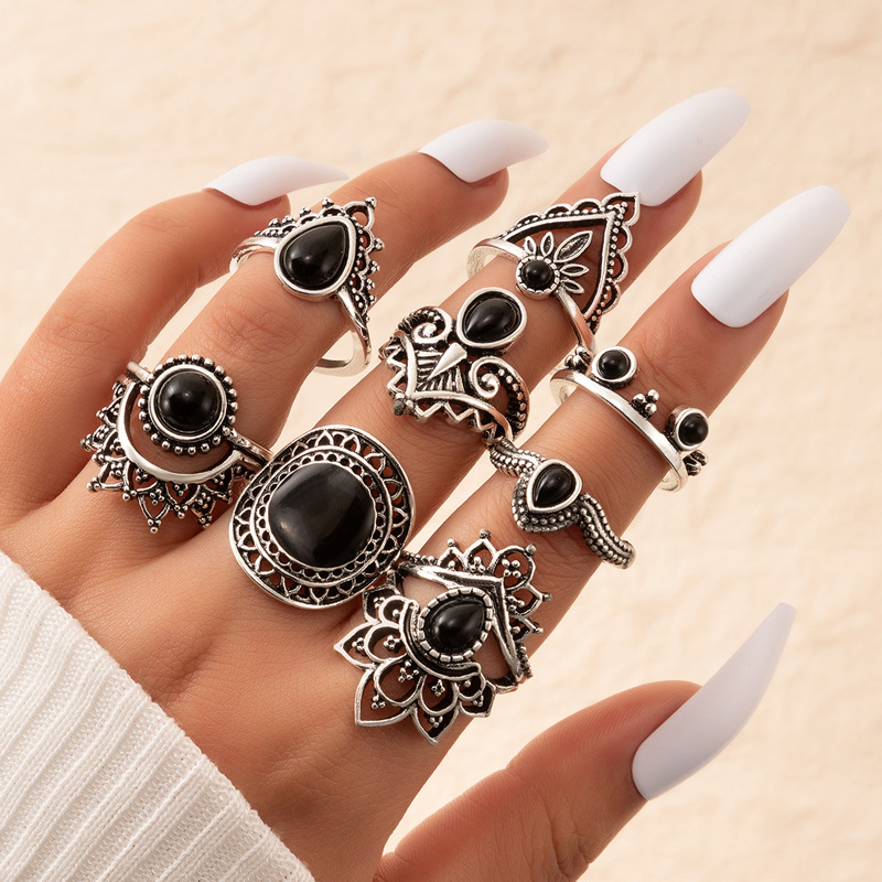 Retro Black Drip oil Geometric Irregular Hollow Ring Eight-Piece Set