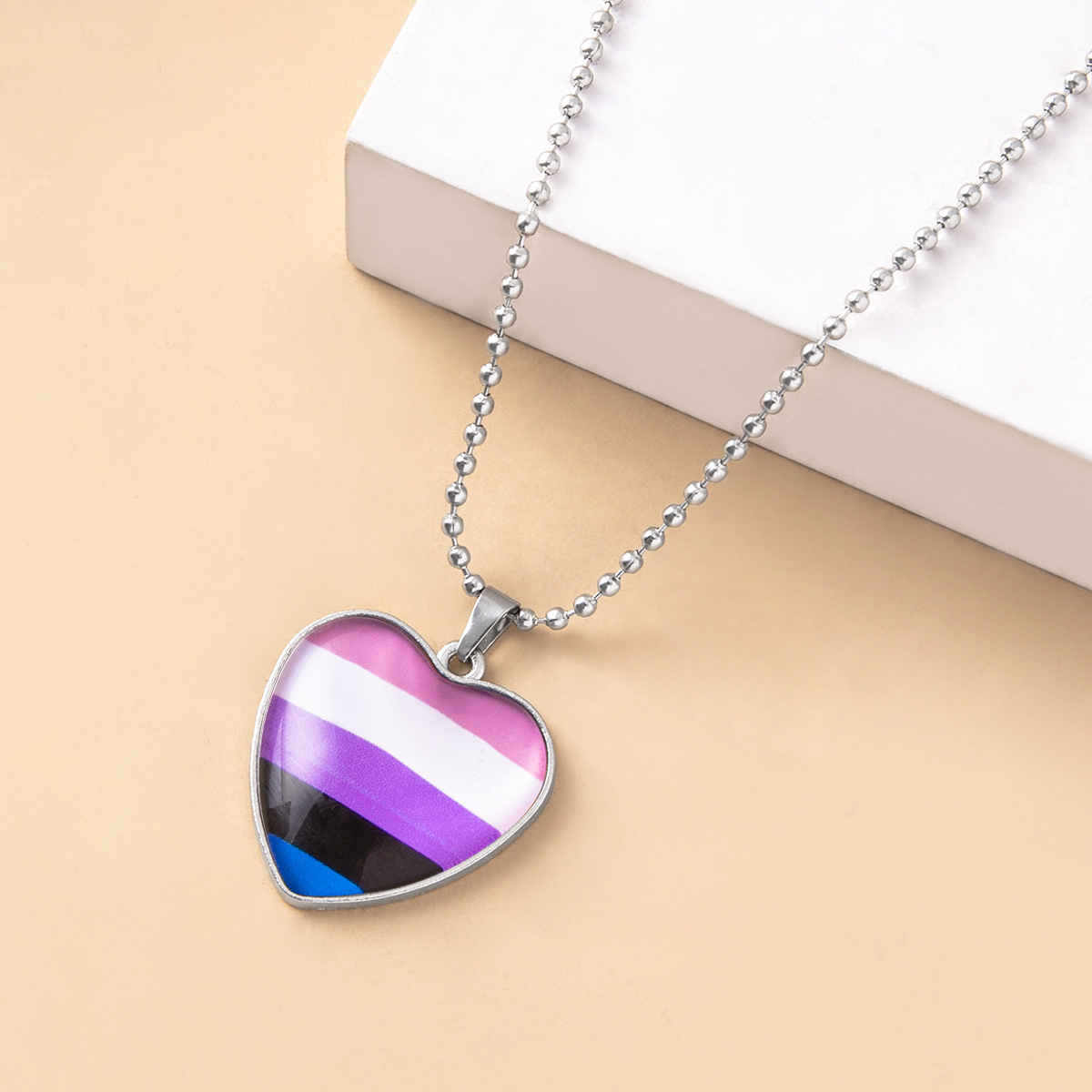 Fashion Creative New Rainbow Heart Shaped Pendant Necklace