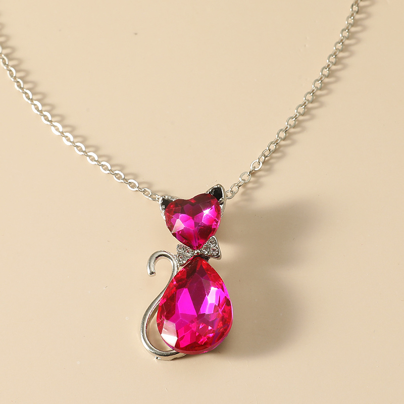 Fashion Animal Pendant Cute with Diamonds Bowknot Kitty Necklace