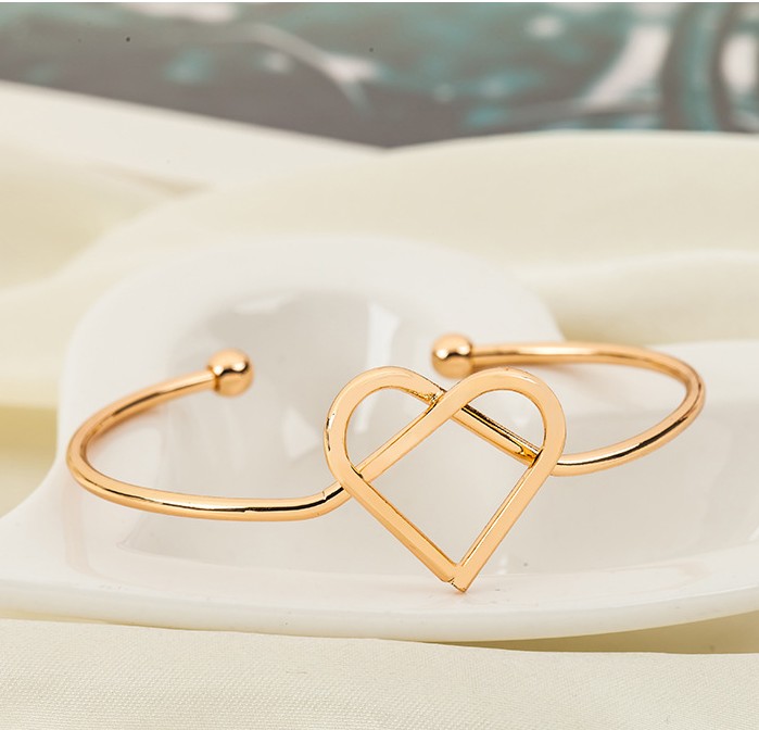 Fashion Heart Alloy Plating No Inlaid Bangle 1 Piece