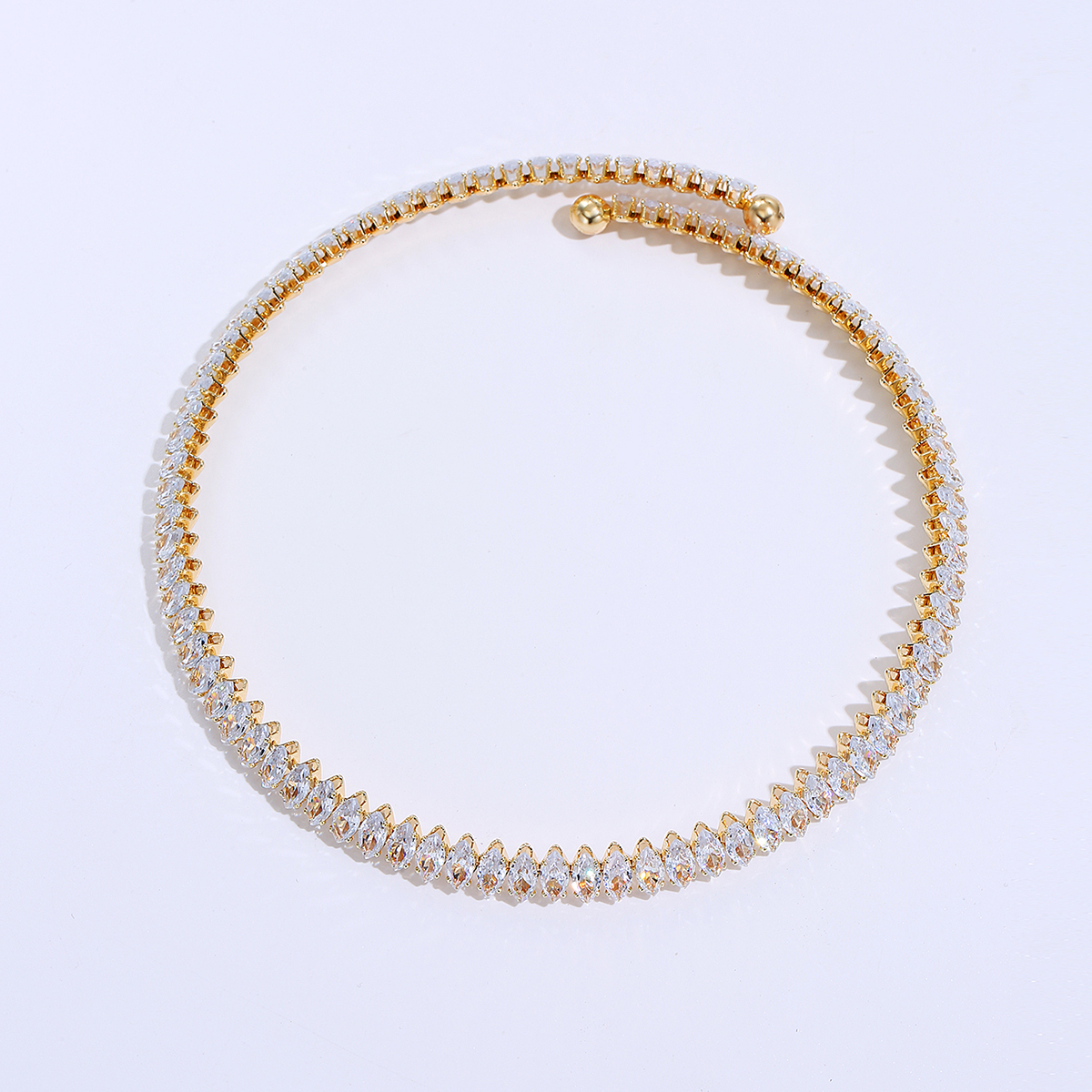 Fashion Simple Geometric Electroplated 18K Gold Inlaid Zircon Copper Collar