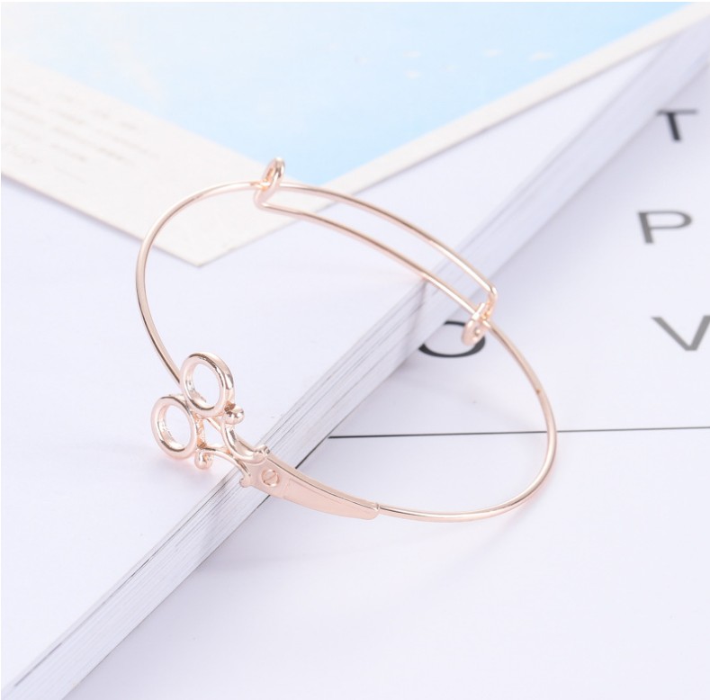 New Fashion Ornament Open Hollow Scissors Shaped Alloy Bracelet