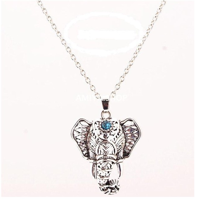 Fashion Bohemian Retro Elephant Shaped Inlaid Turquoise Pendant Necklace