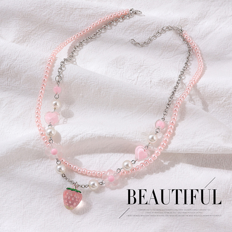 Creative Fresh Pearl Resin Strawberry Necklace Set