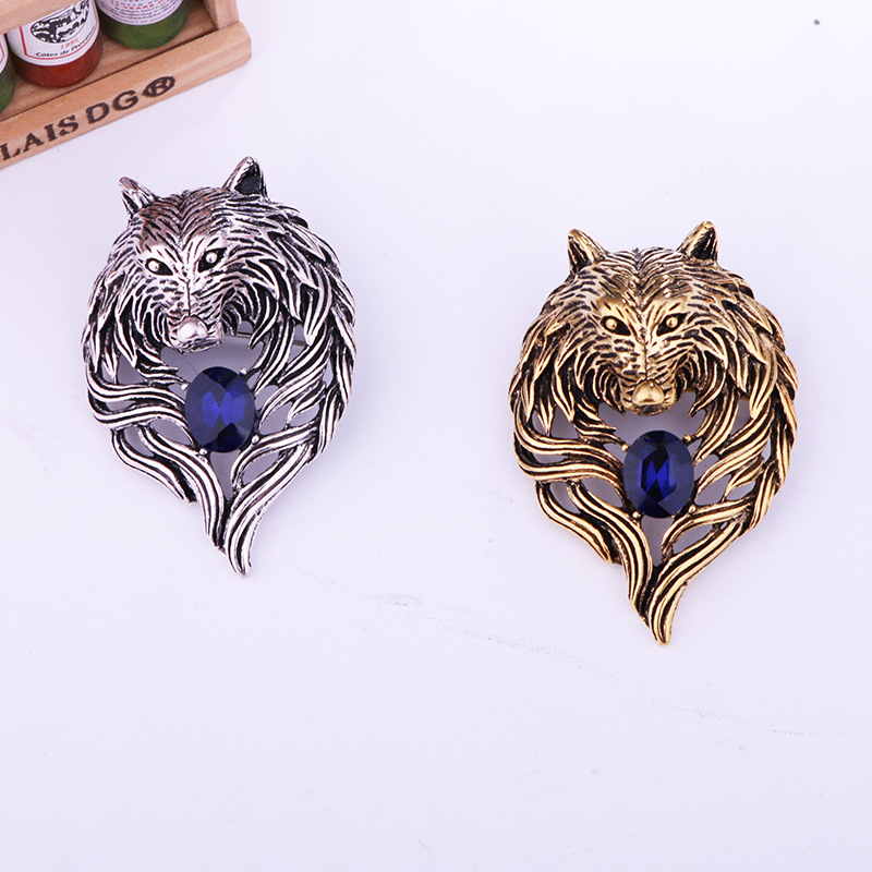 new style retro Wolf Head inlaid crystal alloy Brooch