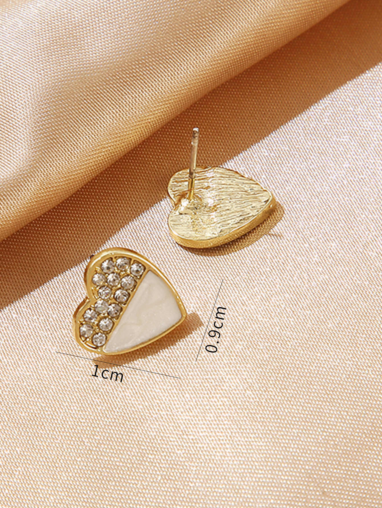 Fashion Heart Shape Alloy Inlay Rhinestone Ear Studs