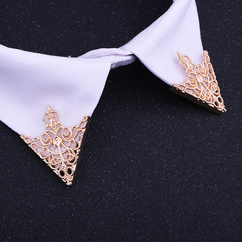 Retro style Triangle hollow geometric pattern Collar Pin brooch