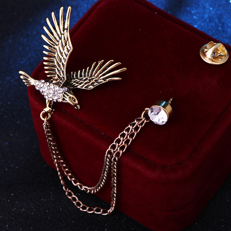fashion new style Flying Eagle shape Chain alloy Brooch