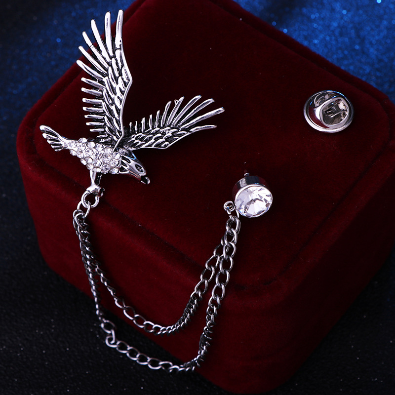 fashion new style Flying Eagle shape Chain alloy Brooch