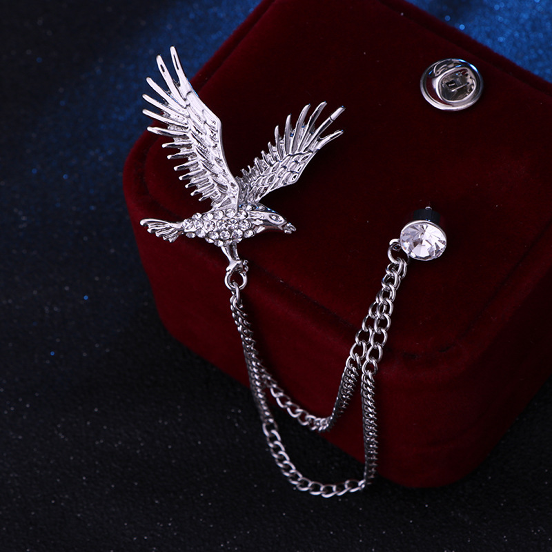 fashion new style Flying Eagle shape Chain alloy Brooch