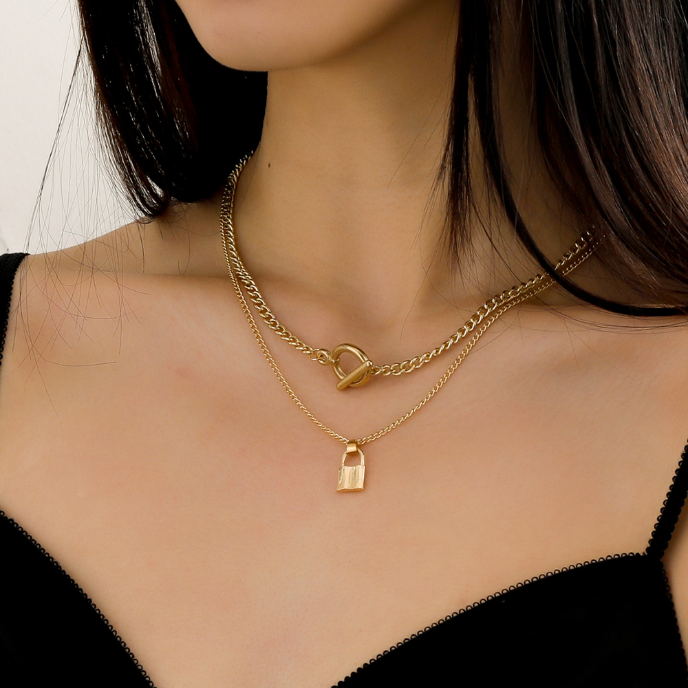 Fashion Elegant Gold Plated Lock Pendant Multi-Layer Clavicle Chain OT Buckle Necklace