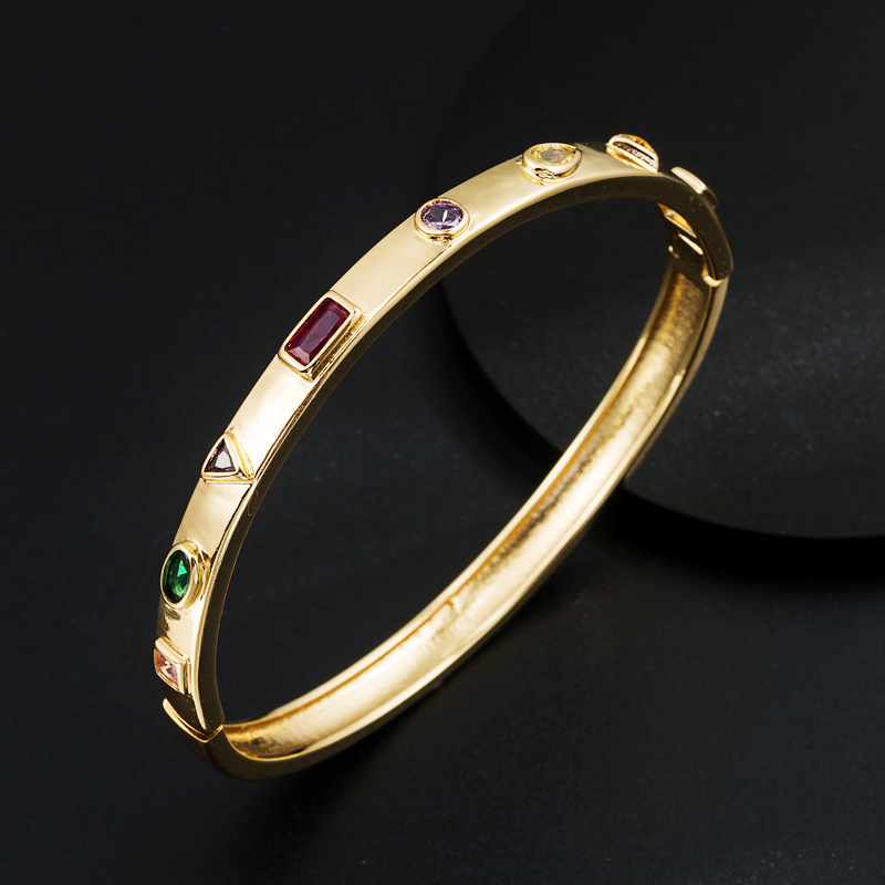 Creative Fashion Geometry Pattern Copper Plating 18K Gold Micro Inlaid Zircon open bracelet