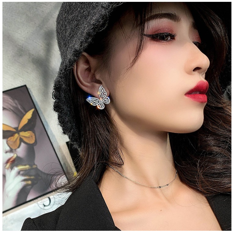 Elegant Butterfly Alloy Inlay Artificial Rhinestones Ear Studs 1 Set