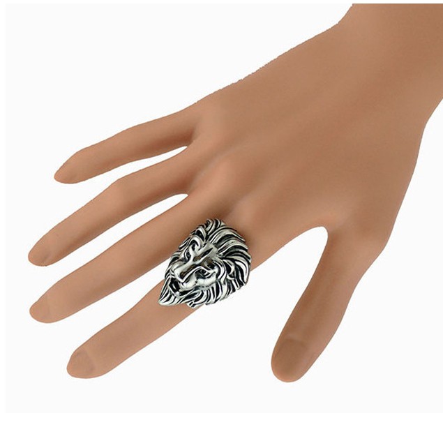 Retro Fashion Simple Geometric Lionu0027s Head Shape Men Alloy Ring