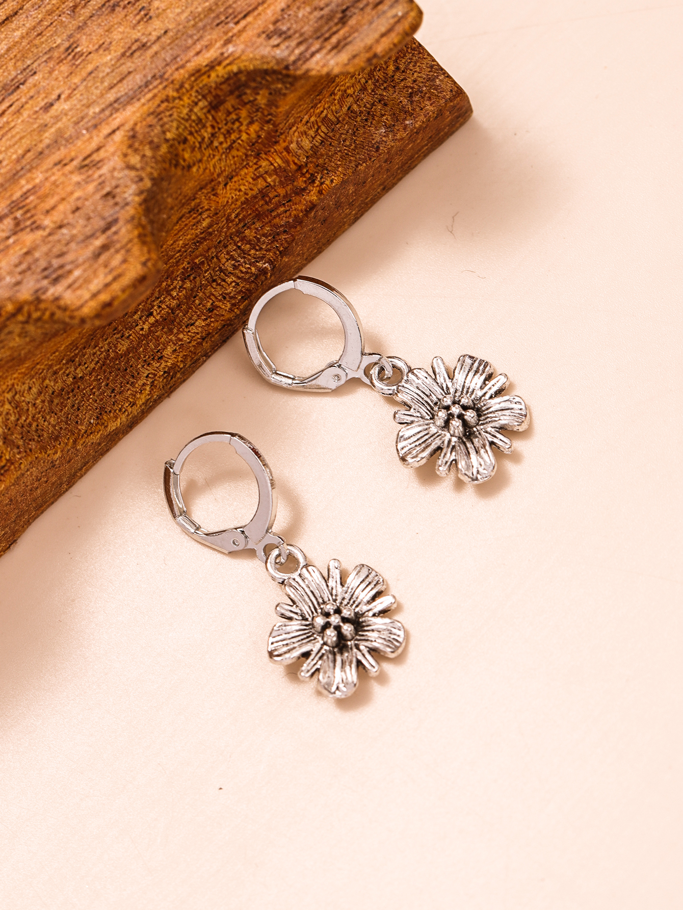 Fashion Flower Sterling Silver Earrings