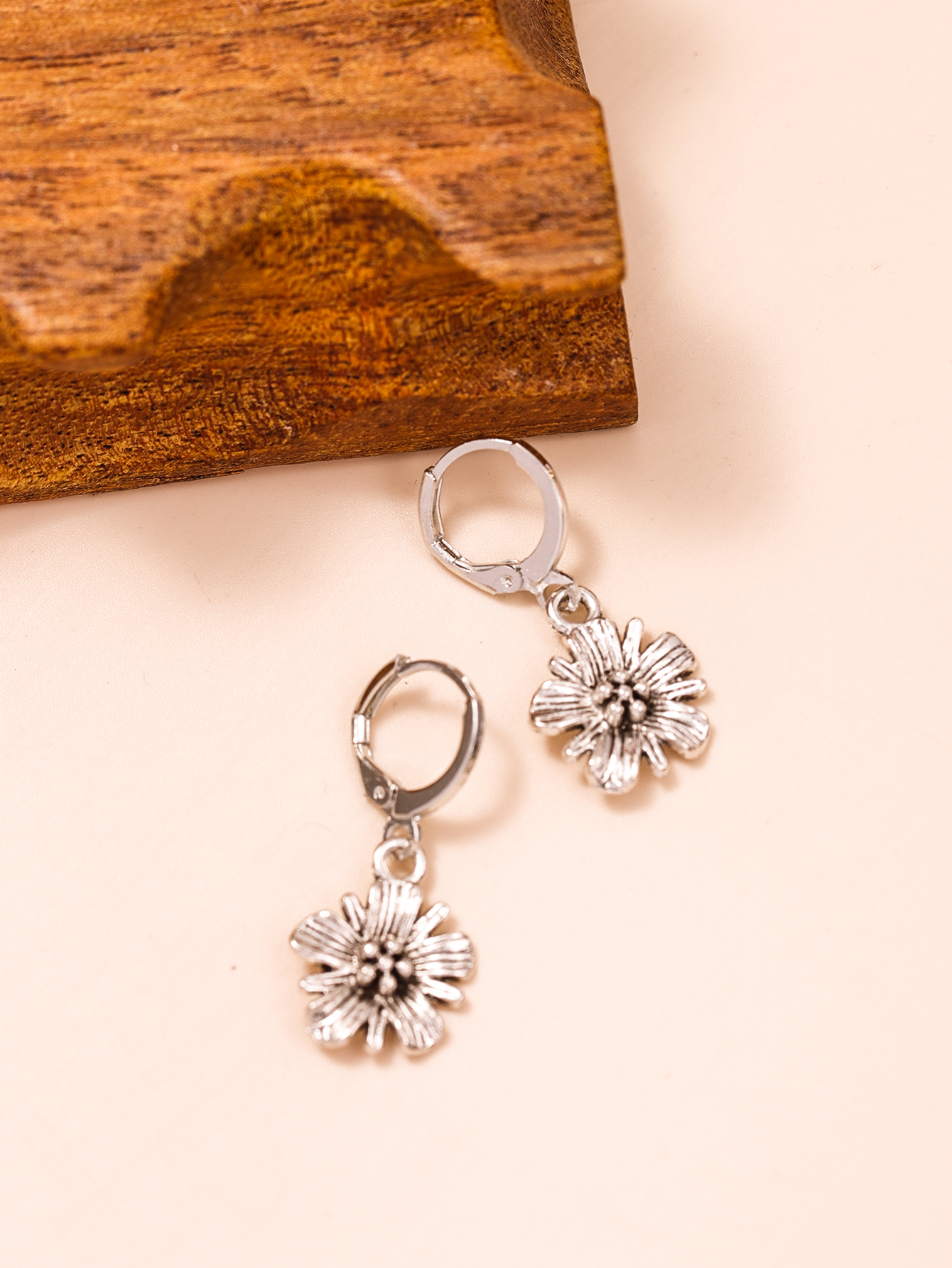 Fashion Flower Sterling Silver Earrings