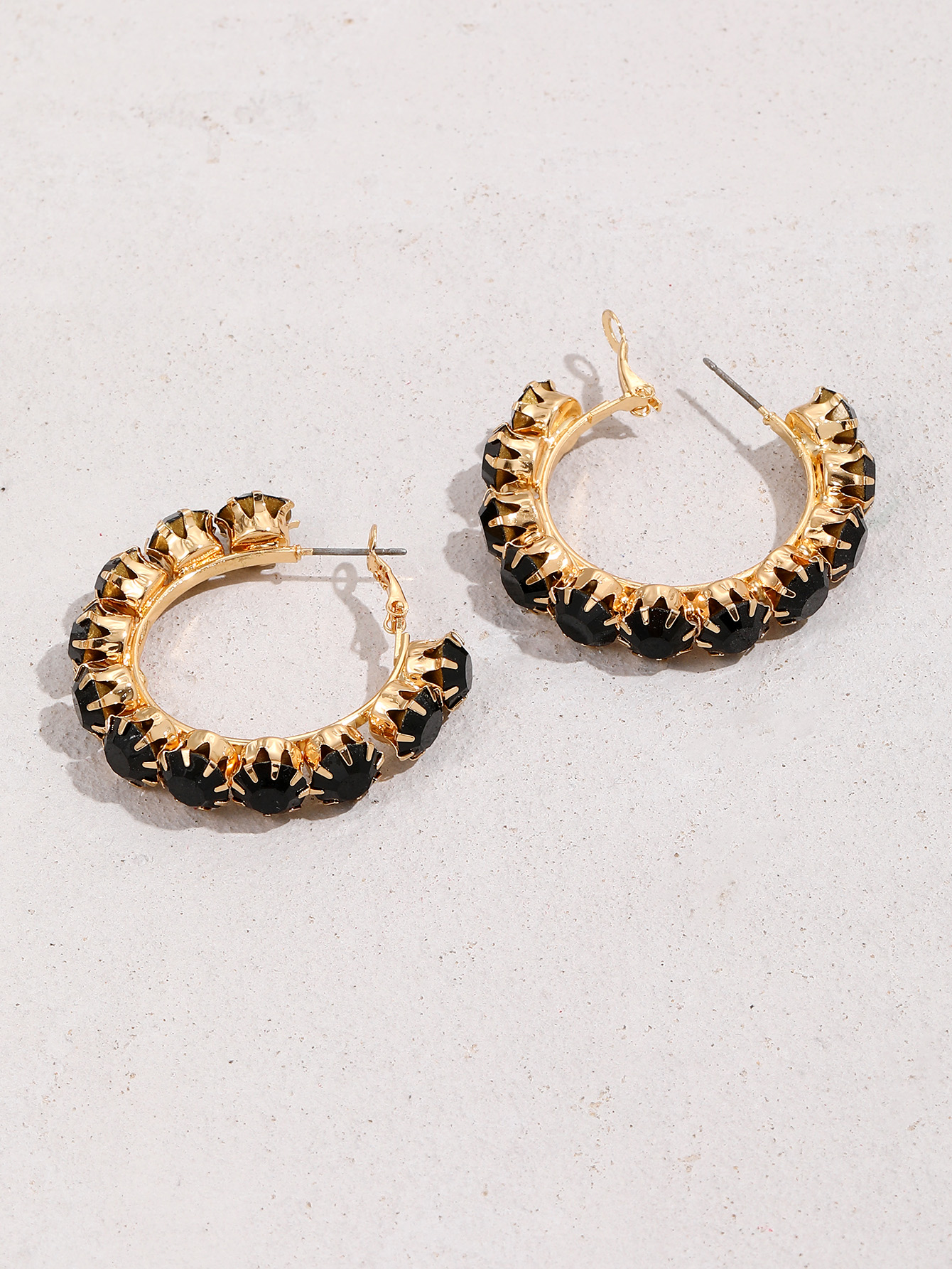 Queen Geometric Metal Zircon Earrings