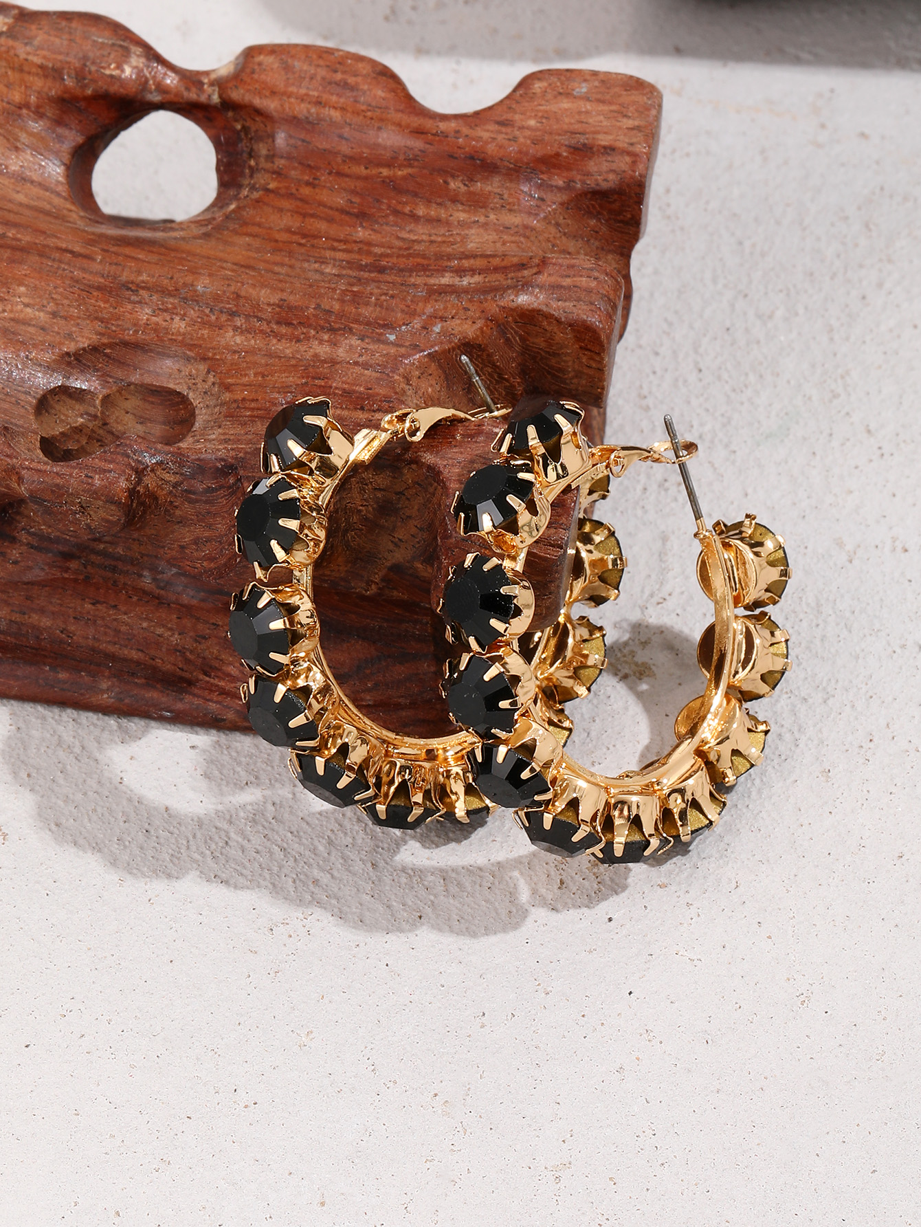 Queen Geometric Metal Zircon Earrings