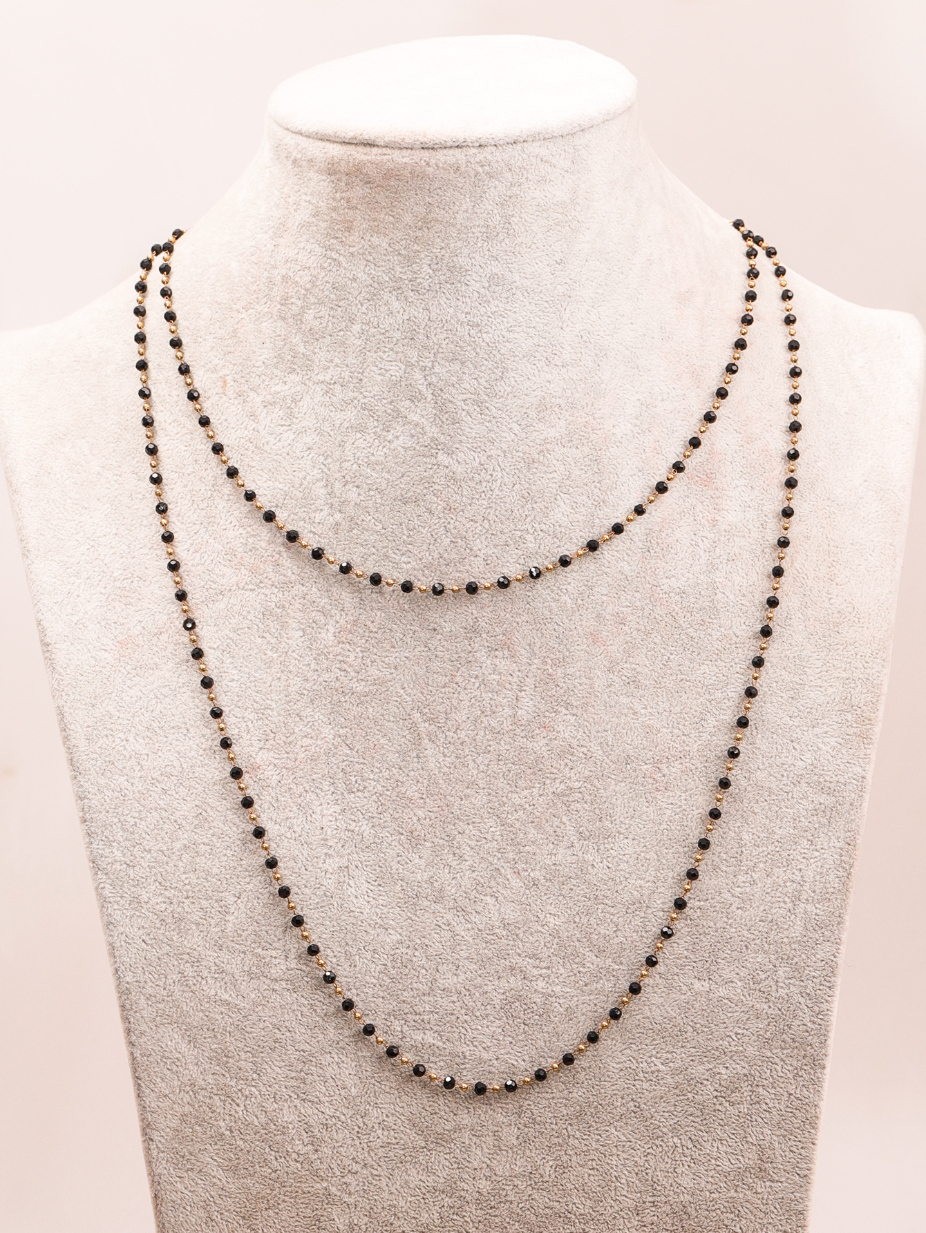 Retro Geometric Beaded Necklace