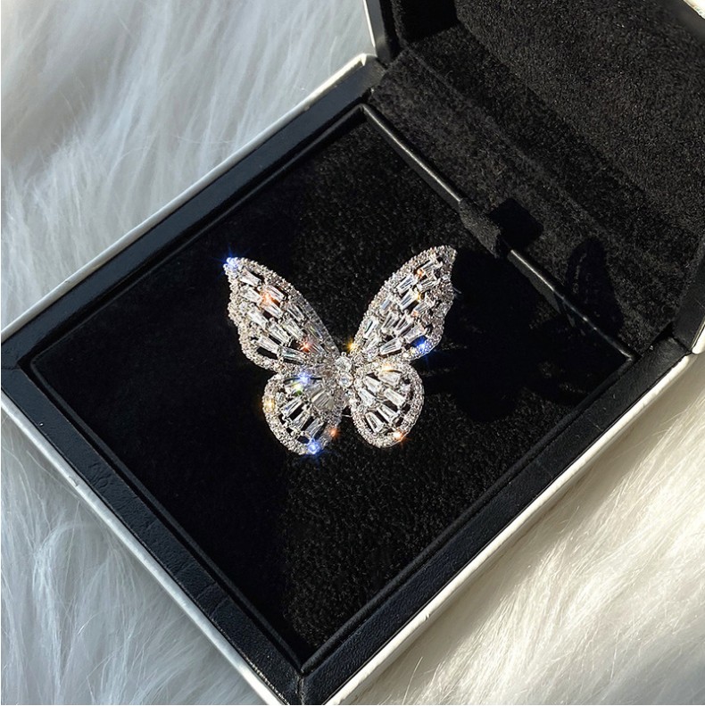 New Fashion Hollowed-out Butterfly Full Diamond Gem Insect Alloy Ring