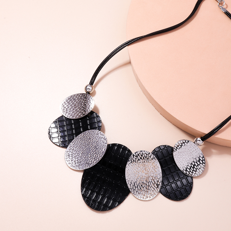 Fashion Exaggerated Snakeskin Multicolor Silver Black Geometric Necklace